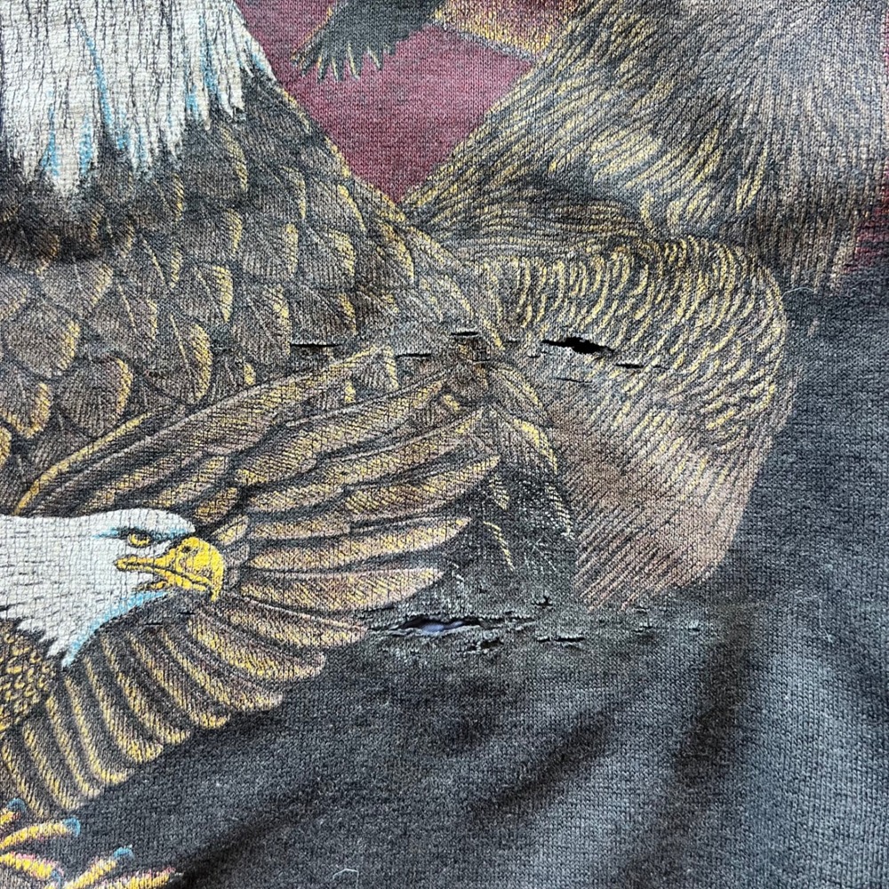 Vintage Bald Eagle Sweatshirt Mens Medium Black Distressed Nature Wildlife Bird - Picture 4 of 7